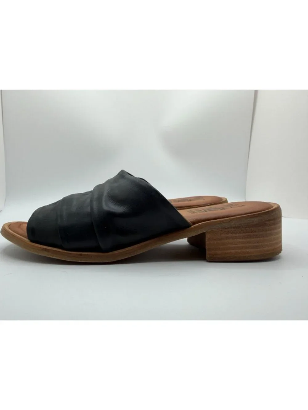 Miz Mooz Delilah Leather Slides Sandals Black Women Size 39/8.5 Open Toe Shoes
